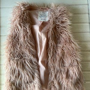 Zara Girls Size 9/10 furry vest